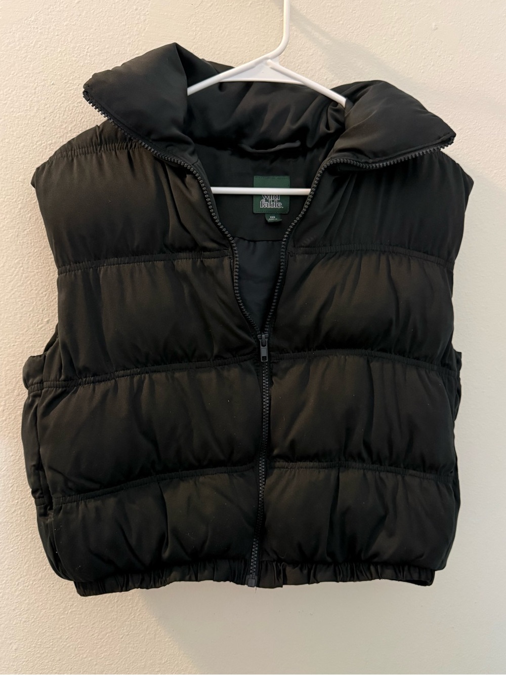 Wild Fable Black Cropped Puffer Vest XXS Recycled Polyester